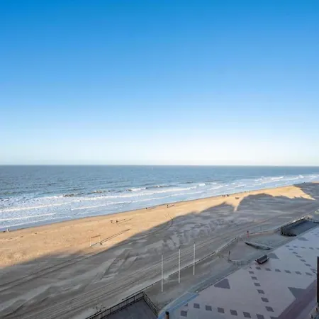 Daire Spacious Modern In Knokke-Heist