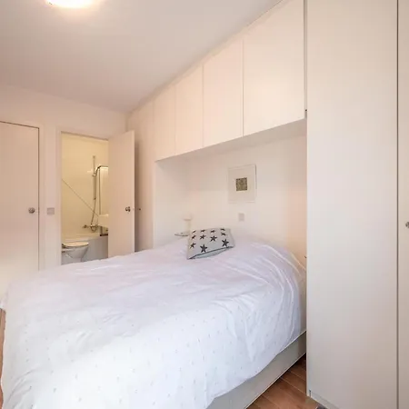 Spacious Modern In Lägenhet *